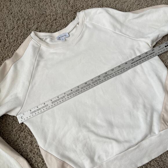 Evereve Lora Faux Leather Trim Pullover Sweatshirt Long Sleeve Cream Tan sz M - Picture 11 of 14